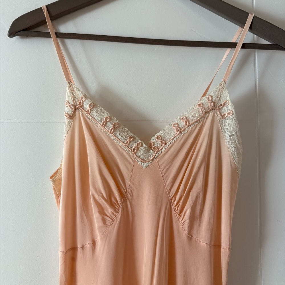 DARLING Vintage 1940s Pink Silky Slip Dress